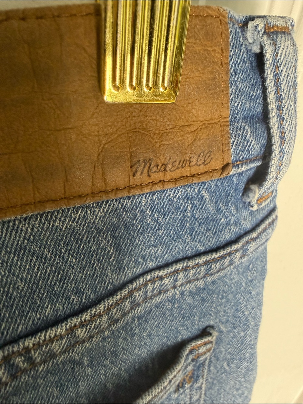 Madewell Light Blue Women's 90s Jeans - Picture 4 of 10